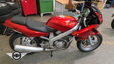 Lot 57 - 1988 HONDA