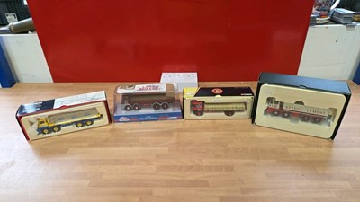 Lot 369 - SELECTION OF DIE CAST MODEL TRUCKS