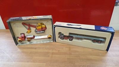 Lot 423 - SELECTION OF DIE CAST MODEL TRUCKS