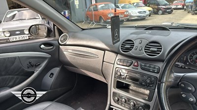 Lot 899 - 2003 MERCEDES CLK 240 AVANTGARDE AUTO