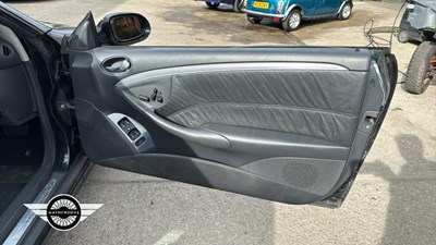 Lot 899 - 2003 MERCEDES CLK 240 AVANTGARDE AUTO