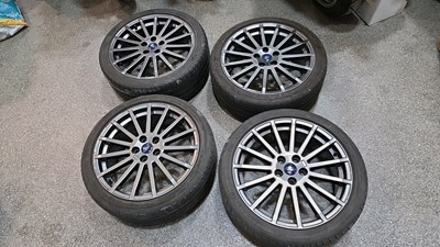 Lot 499 - FORD FITMENT 18" 5 SPOKE RS STYLE ALLOY WHEELS