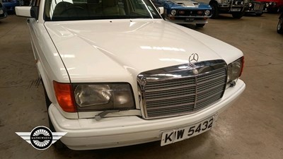 Lot 6 - 1989 MERCEDES 500 SE AUTO