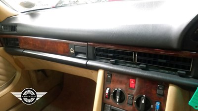 Lot 6 - 1989 MERCEDES 500 SE AUTO