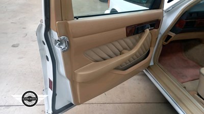 Lot 6 - 1989 MERCEDES 500 SE AUTO