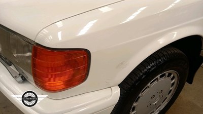 Lot 6 - 1989 MERCEDES 500 SE AUTO