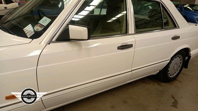 Lot 6 - 1989 MERCEDES 500 SE AUTO