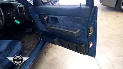 Lot 588 - 1993 VOLVO 240 SE AUTO