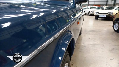 Lot 588 - 1993 VOLVO 240 SE AUTO
