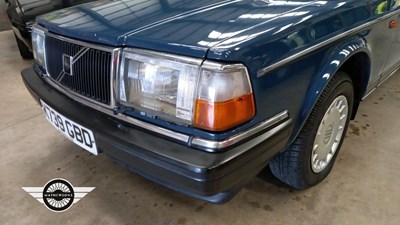 Lot 588 - 1993 VOLVO 240 SE AUTO