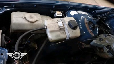 Lot 588 - 1993 VOLVO 240 SE AUTO