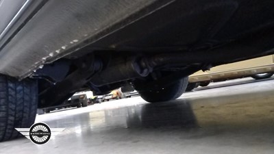 Lot 588 - 1993 VOLVO 240 SE AUTO