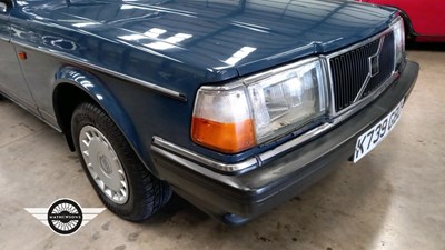 Lot 588 - 1993 VOLVO 240 SE AUTO