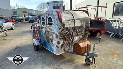 Lot 860 - TEARDROP CARAVAN