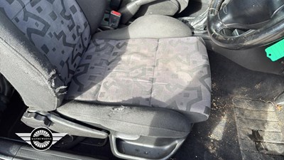 Lot 45 - 2000 VOLKSWAGEN GOLF