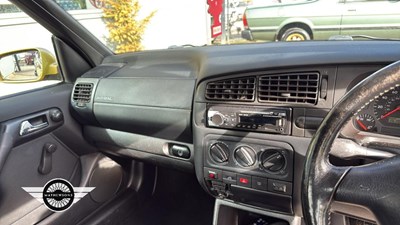 Lot 45 - 2000 VOLKSWAGEN GOLF