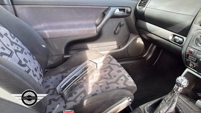 Lot 45 - 2000 VOLKSWAGEN GOLF