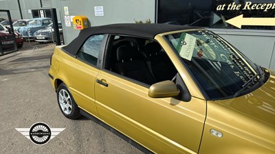 Lot 45 - 2000 VOLKSWAGEN GOLF