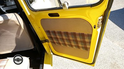 Lot 794 - 1984 RENAULT 4 GT L