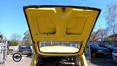 Lot 794 - 1984 RENAULT 4 GT L