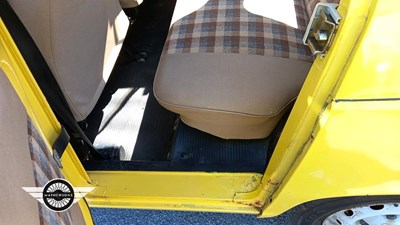 Lot 794 - 1984 RENAULT 4 GT L