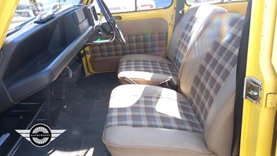 Lot 794 - 1984 RENAULT 4 GT L