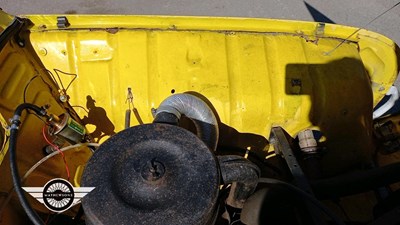 Lot 794 - 1984 RENAULT 4 GT L