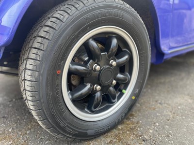Lot 272 - 1999 ROVER MINI PAUL SMITH