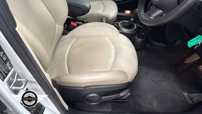 Lot 18 - 2011 MINI COUNTRYMAN COOPER S ALL4A