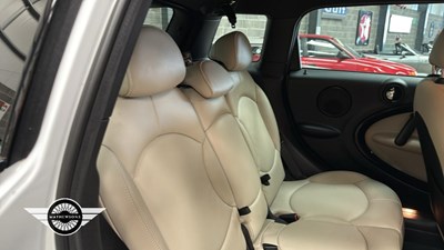 Lot 18 - 2011 MINI COUNTRYMAN COOPER S ALL4A