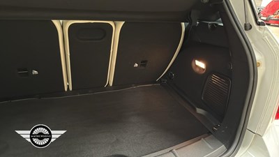 Lot 18 - 2011 MINI COUNTRYMAN COOPER S ALL4A