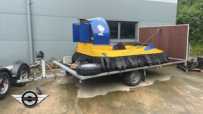 Lot 18 - HOVERCRAFT
