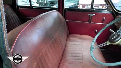 Lot 442 - 1954 MORRIS OXFORD