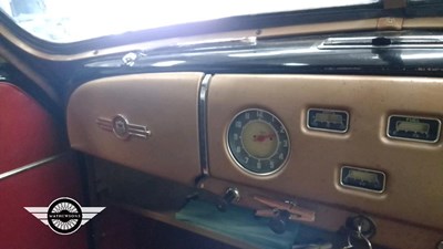 Lot 442 - 1954 MORRIS OXFORD
