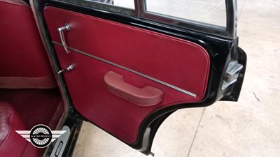 Lot 442 - 1954 MORRIS OXFORD