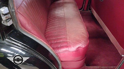 Lot 442 - 1954 MORRIS OXFORD