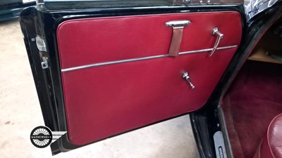 Lot 442 - 1954 MORRIS OXFORD