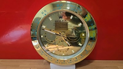 Lot 375 - ROLEX STYLE WALL CLOCK 13" DIA