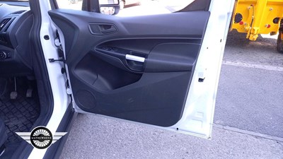 Lot 91 - 2018 FORD TRANSIT CONNECT 200 TREND