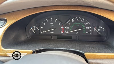 Lot 16 - 1999 JAGUAR S-TYPE V6 AUTO
