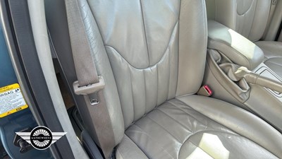 Lot 16 - 1999 JAGUAR S-TYPE V6 AUTO
