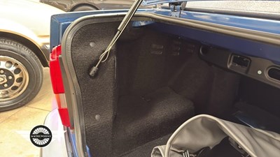 Lot 48 - 1990 FORD ESCORT XR3I CONV
