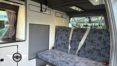 Lot 64 - 2003 NISSAN