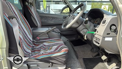 Lot 64 - 2003 NISSAN