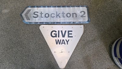 Lot 889 - 2 X ROAD SIGNS