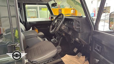 Lot 21 - 1999 LAND ROVER DEFENDER 110 COUNTY TD5