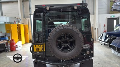 Lot 21 - 1999 LAND ROVER DEFENDER 110 COUNTY TD5