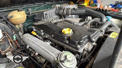 Lot 21 - 1999 LAND ROVER DEFENDER 110 COUNTY TD5