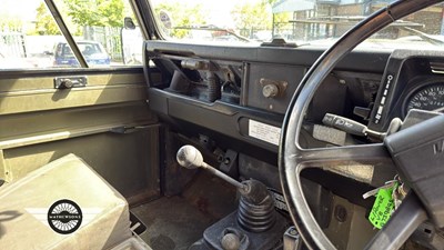 Lot 226 - 1990 LAND ROVER 127