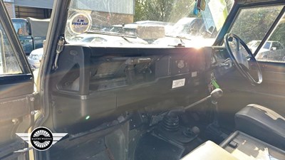 Lot 226 - 1990 LAND ROVER 127